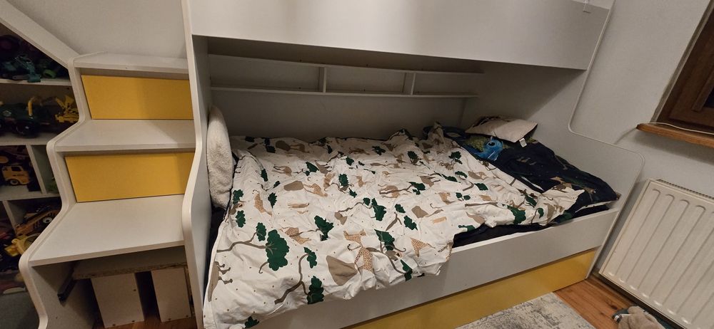 Łóżko piętrowe z materacami REZERWACJA