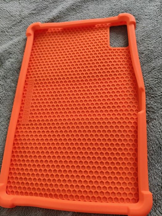 Pomarańczowe etui silikonowe do tablet