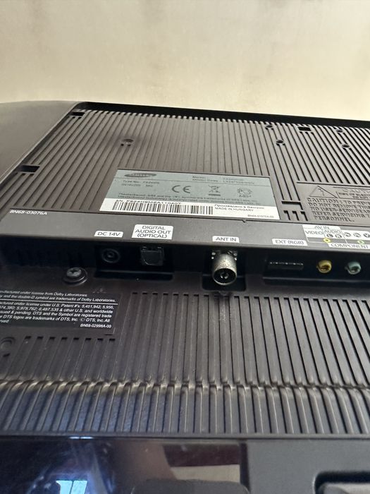 Televisao Samsung 1080p com adaptador para computador