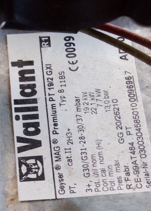 Esquentador Vaillant para gás canalizado.