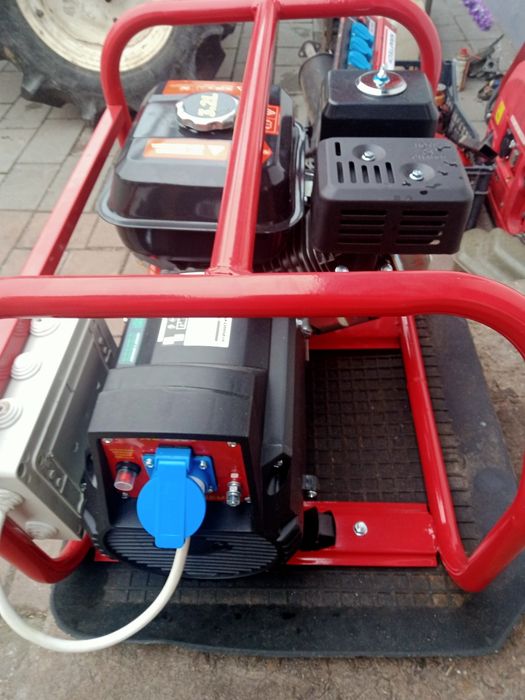 Генератор 2кв новий