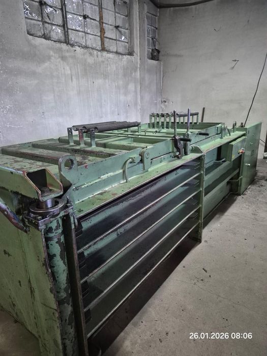 Prasa -belownica pozioma