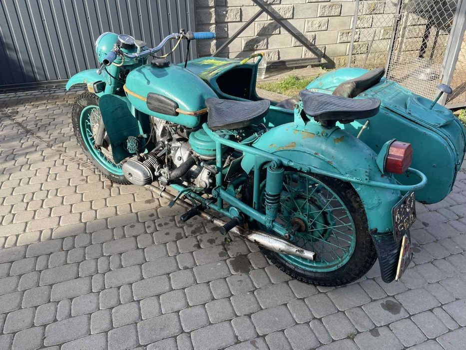 Продам  Мотоцикол Урал з  каляскої