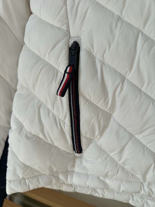 Куртка демісезонна жіноча Tommy Hilfiger M