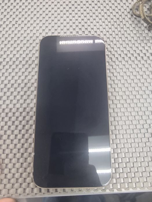 Продам IPhone 16 Pro Max