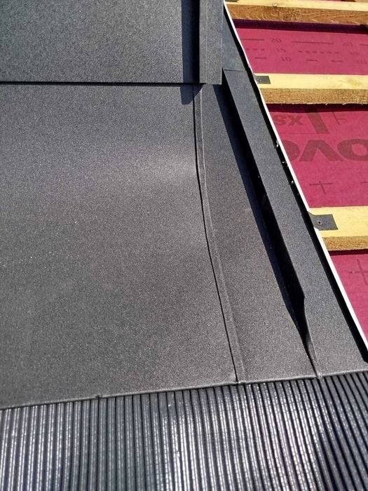 Obróbka komina z blachy