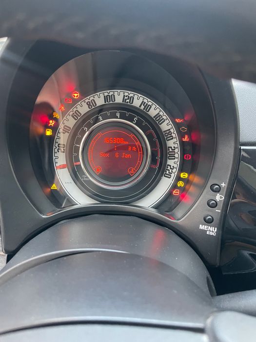 Fiat 500 preto 12/2011