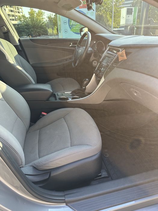 Hyundai Sonata 2014 року.