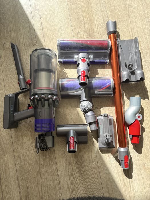 Odkurzacz DYSON Cyclone V10 Absolute