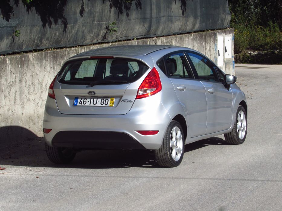 Ford Fiesta 1.25 como novo