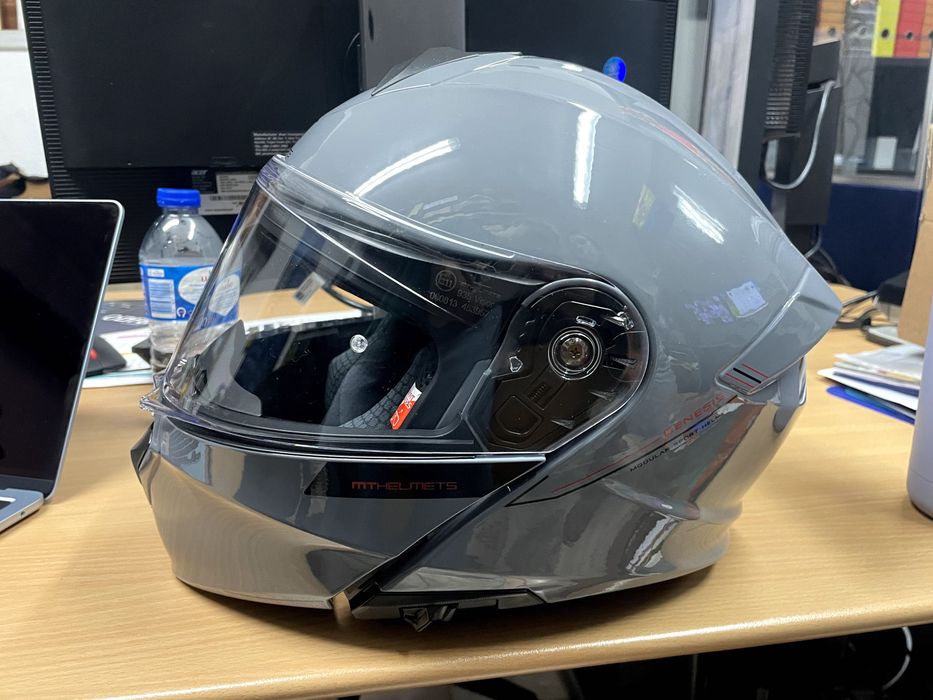 Capacete de mota MT HELMETS