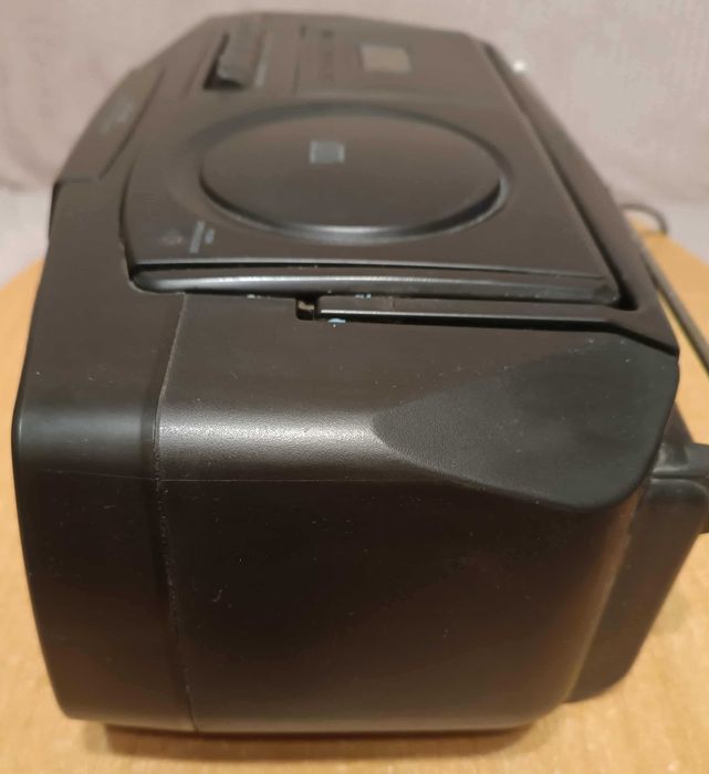 Radioodtwarzacz kasetowy + CD | Sony CFD-V20 boombox