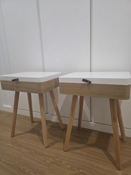 2 mesinhas cabeceira