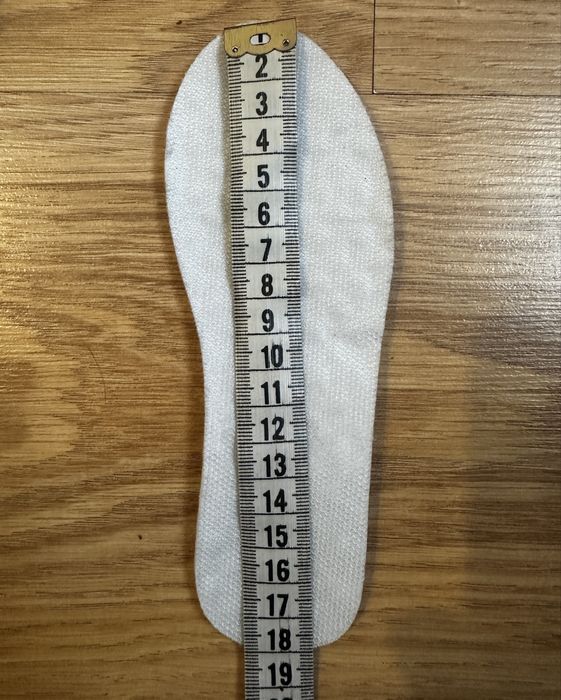 Кросівки на дівчинку