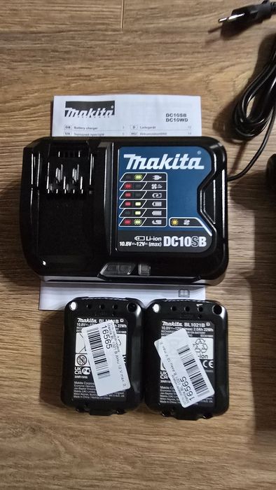 Wiertarka  udarowa  Makita  HR140D