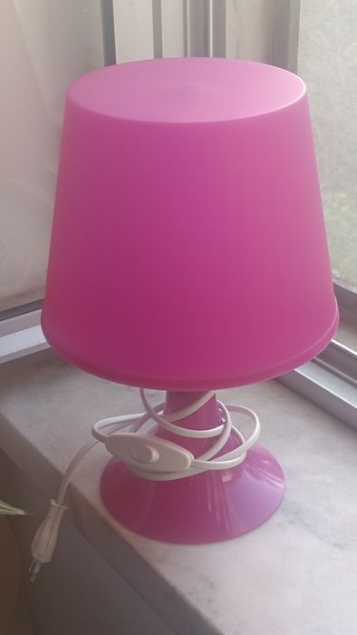 Candeeiro de mesa IKEA