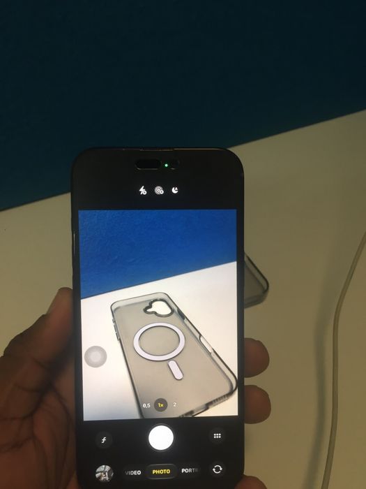 Iphone 16 plus.