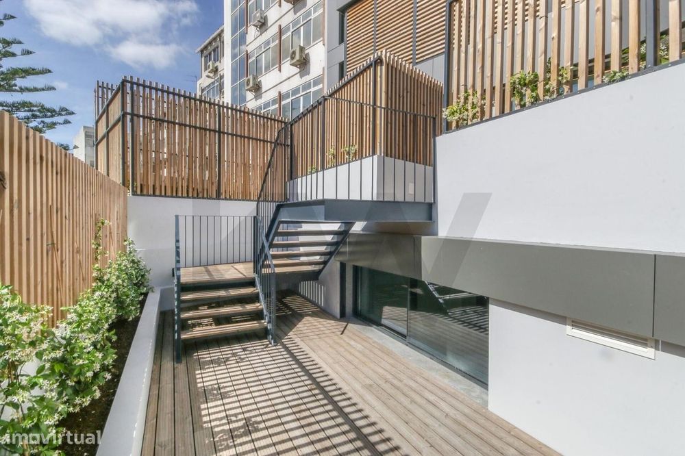 T1 Duplex para Arrendamento em Lisboa | Terraço, Jardim e Estacionamen