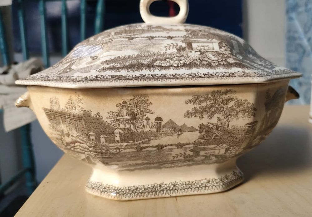 Terrina Real Fábrica de Sacavém