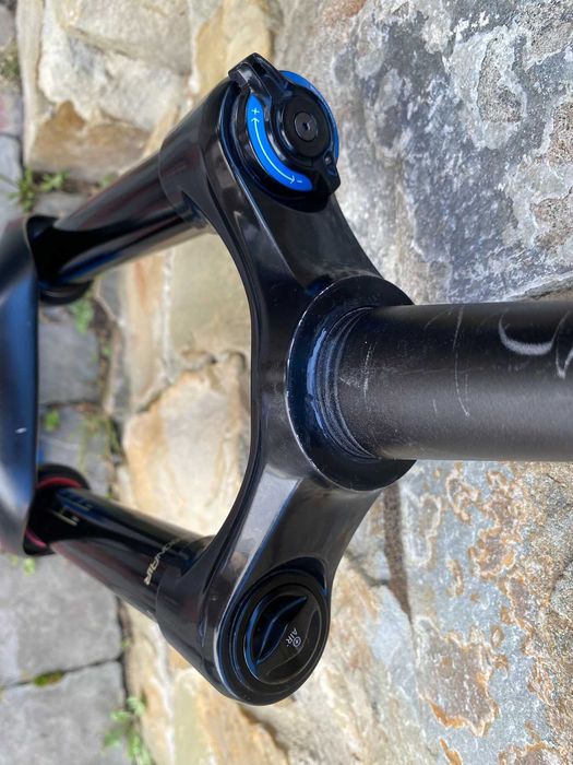 Вилка RockShox Yari RC 29 Boost 170mm 42offset Ідеальний стан