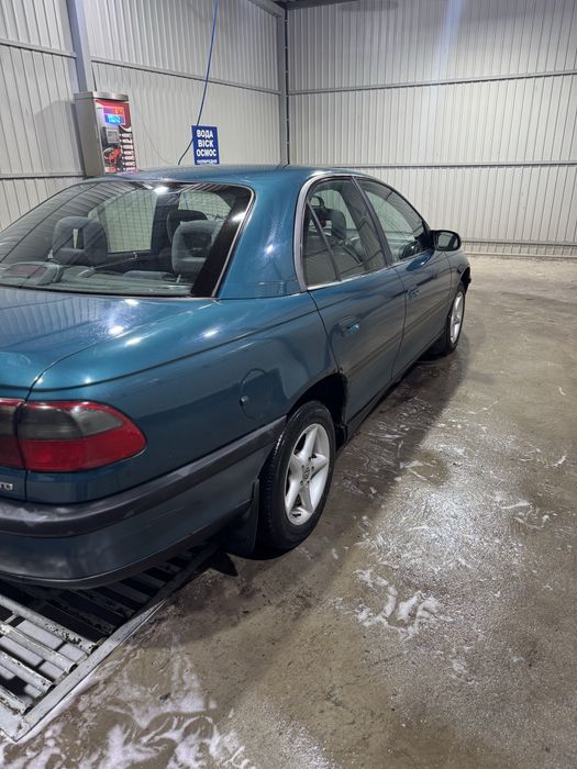 Opel Omega B 2.5 TD, автомат