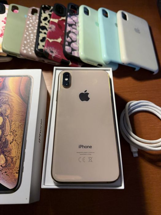 IPhone XS Dourado 64GB