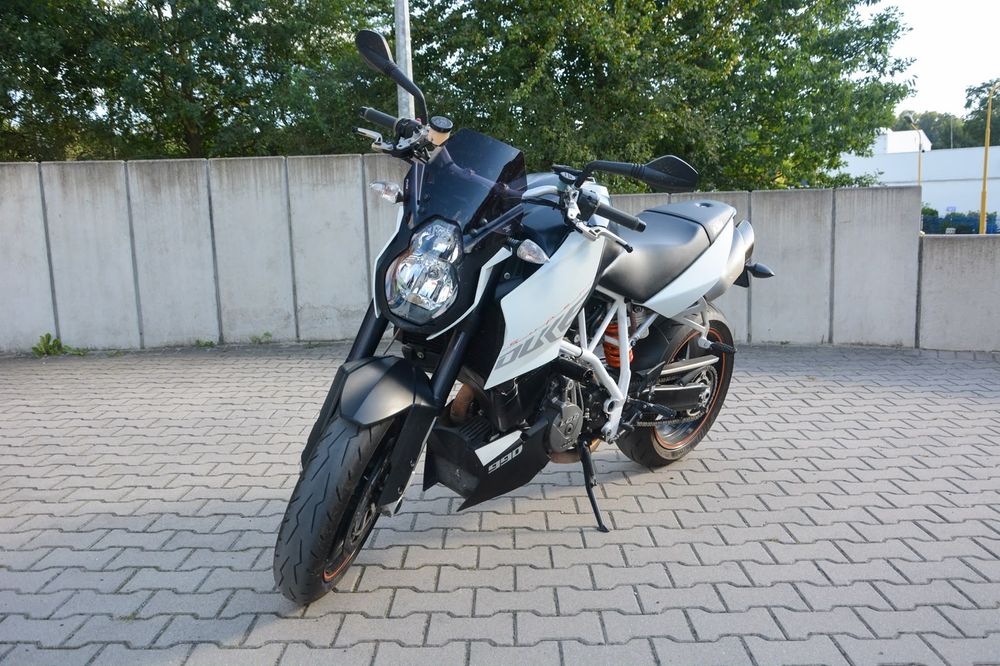 KTM