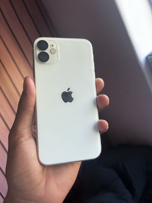 iPhone 11 de boa qualidade