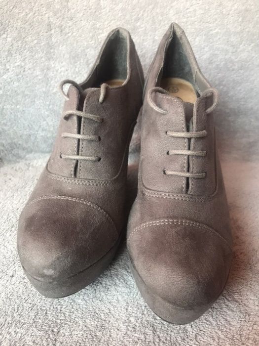 Jak nowe botki na koturnie New Look r. 37 wkładka 24