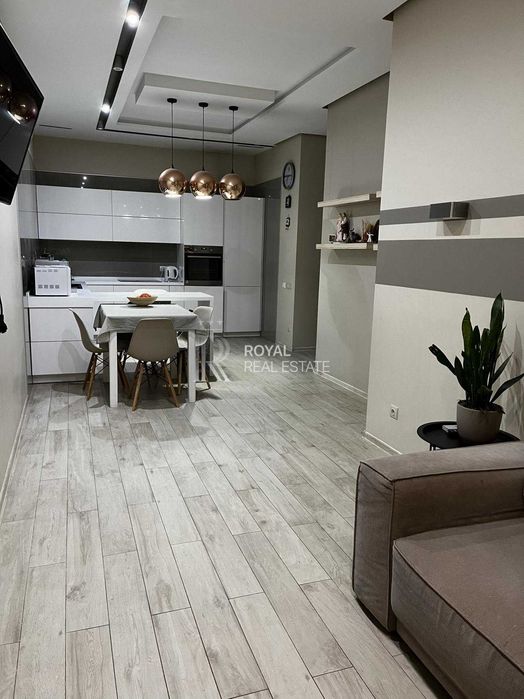 Продажа квартиры Киев Бучанский район ЖК Чайки 145м2