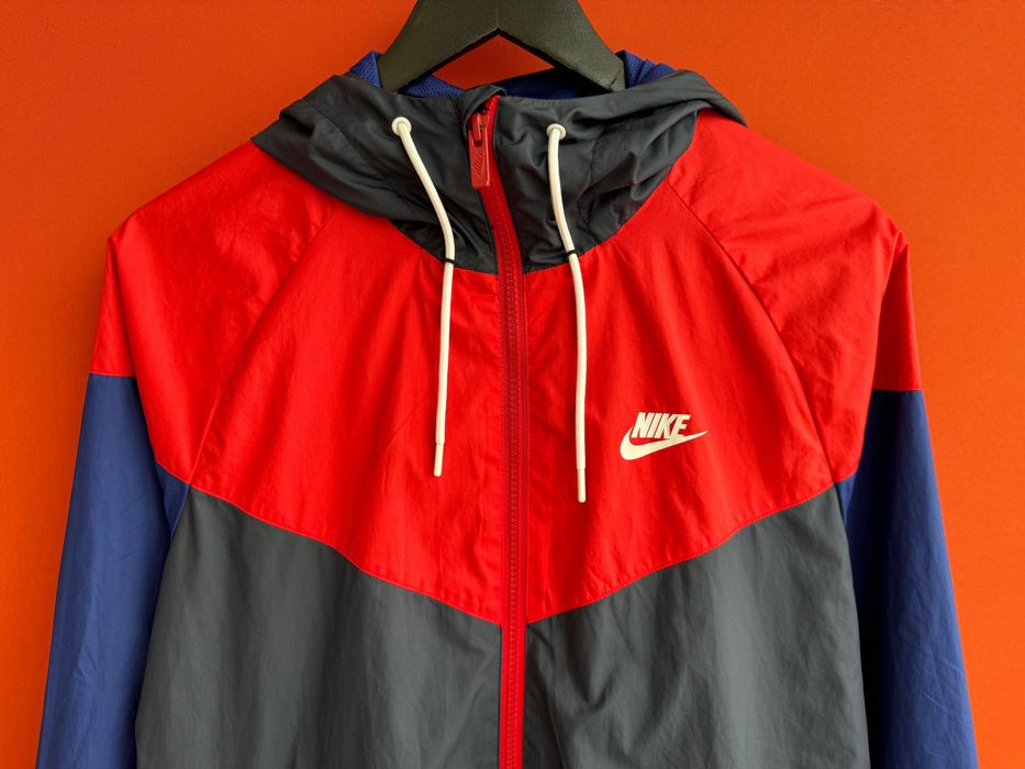 NIKE 727324–452 Оригінал чоловіча легка куртка Вітрівка вітровка штормовка розмір S