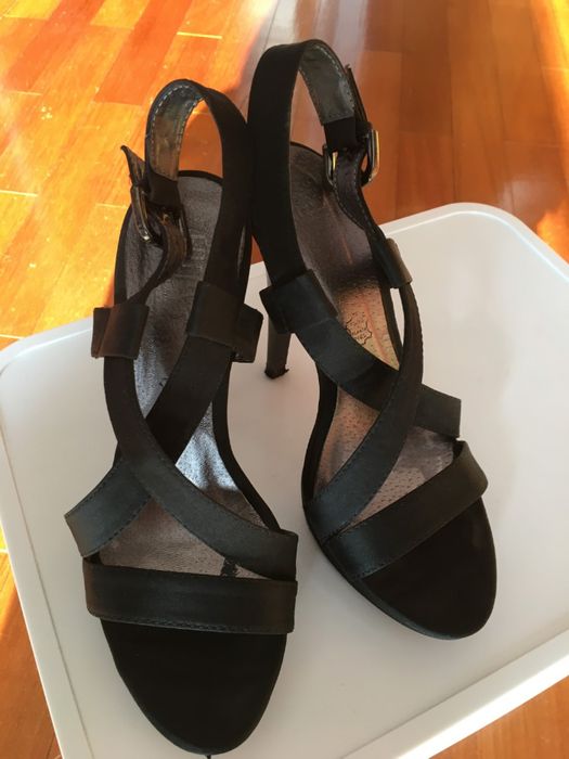 Sandália de salto alto cerimónia tecido preto acetinado nº35