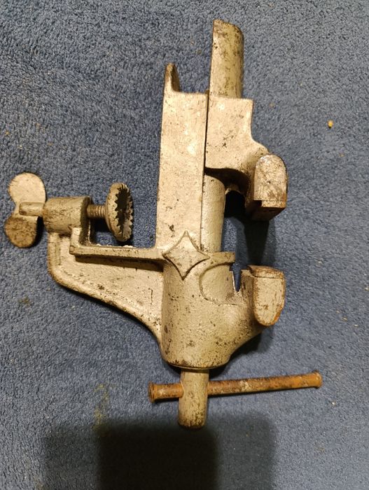 Małe imadło 2,5 kg