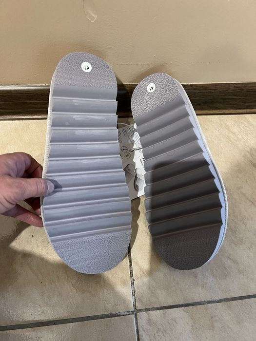 Kapcie klapki z kożuszkiem