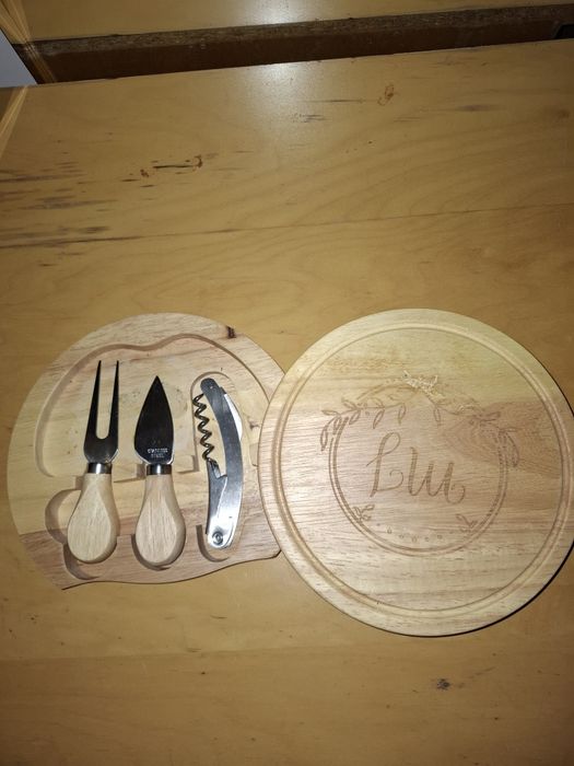 Zestaw do serwowania sera wina przekąsek