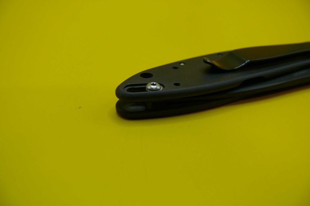 Kershaw com lâmina preta