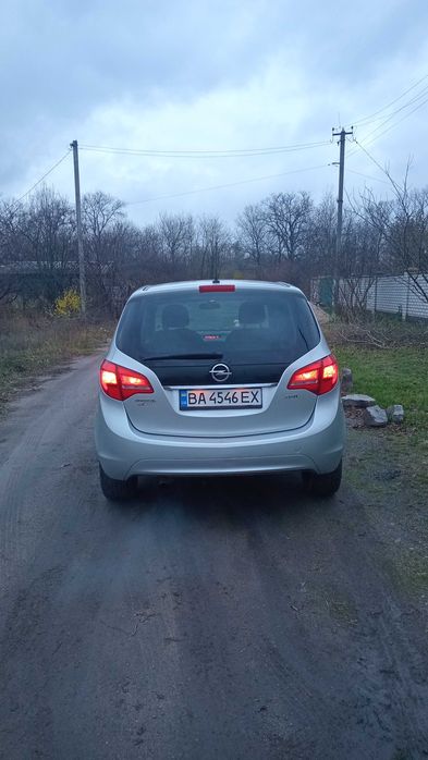 Опель меріва в гарному стані