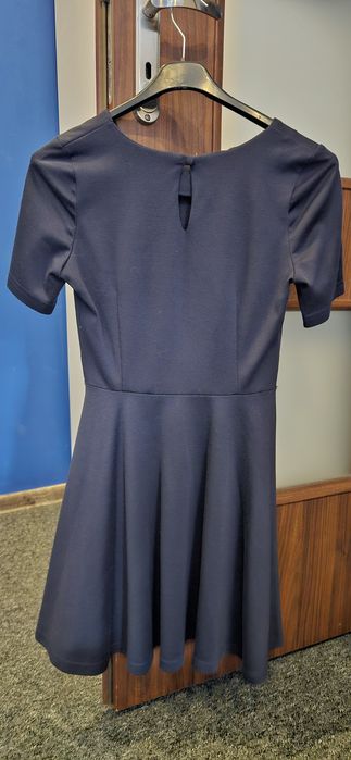 Granatowa elegancka sukienka S