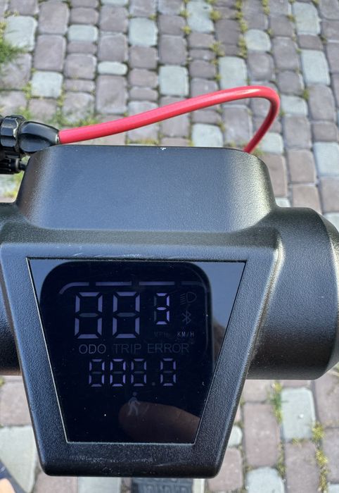 Електросамокат Sharp e-scooter