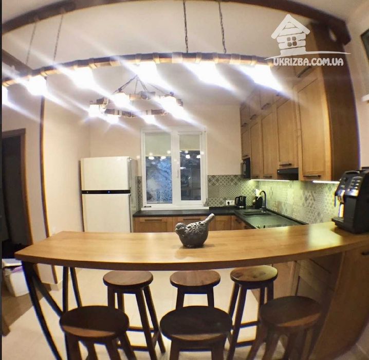 Київ. Метро Лівобережна. Сауна,басейн,більярд, теніс,резервне живлення