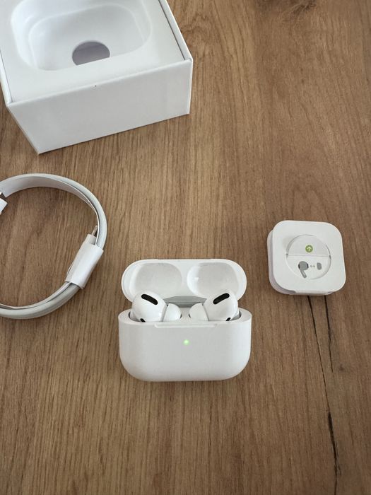 AirPods Pro Słuchawki
