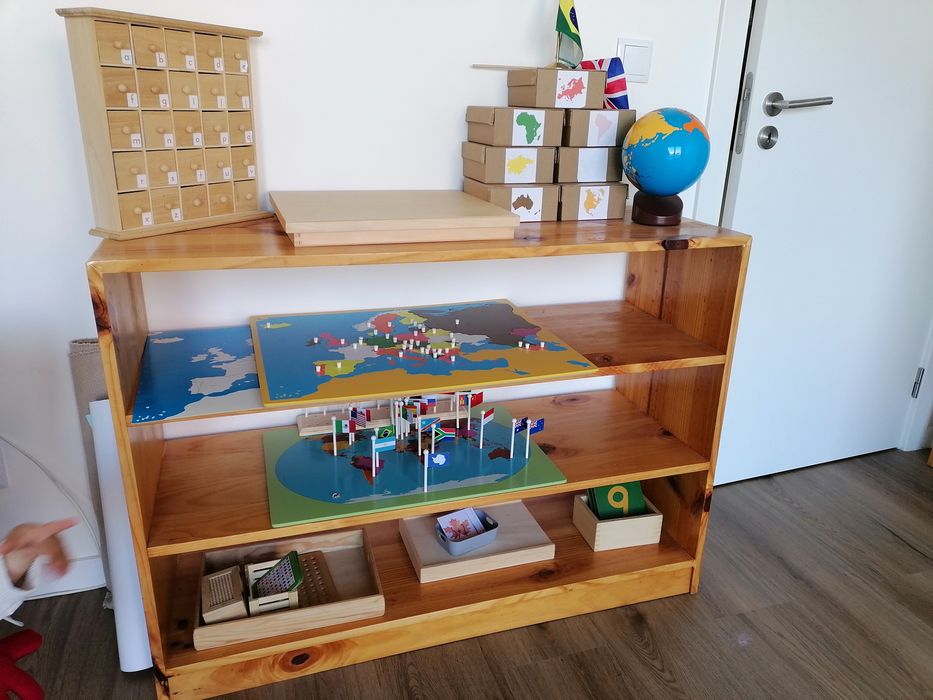 Estante Montessori