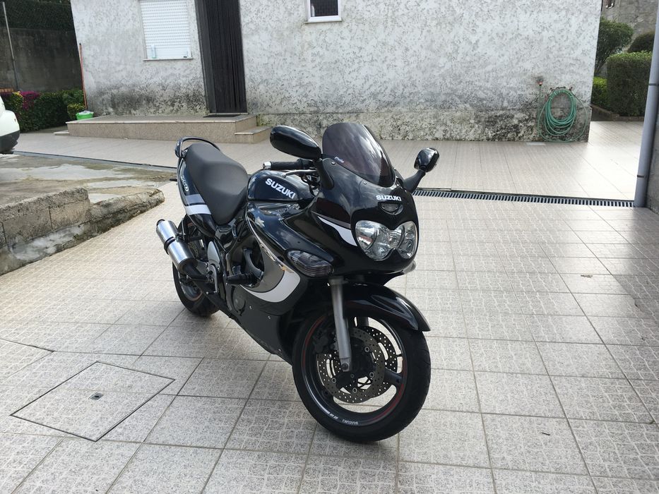 Vendo Suzuki gsxf 750