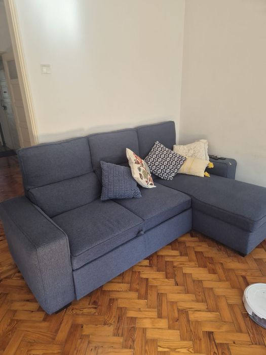 Sofá de Três lugares com chaise Semi-Novo em perfeito estado