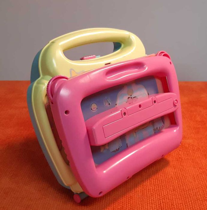 Nenuco Mala de médico de brincar /computador + acessórios