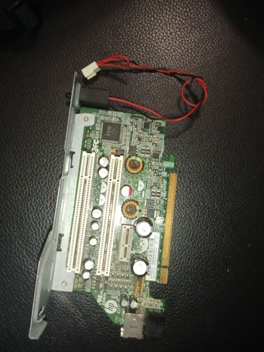 Placa Riser PCI (PCI Expansion Riser Card)