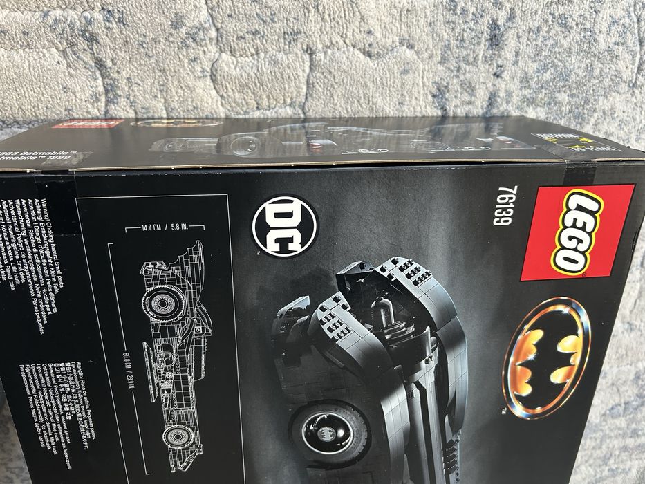 Lego 76139 Batmobil 1989
