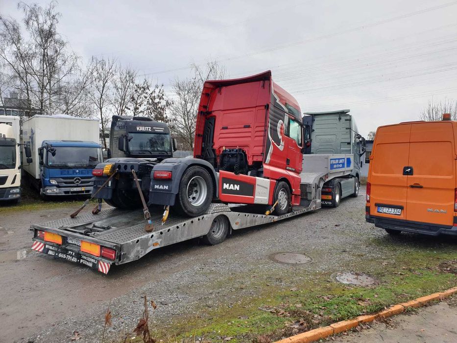Wynajem lawety naczepy niskopodwoziowej holownik tir ciągnik laweta