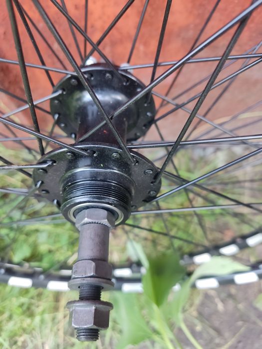 Колеса велосипедные 24,26,28,29 диам.,фирменные