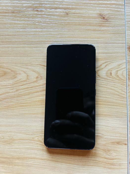 Samsung s22 stan bardzo dobry